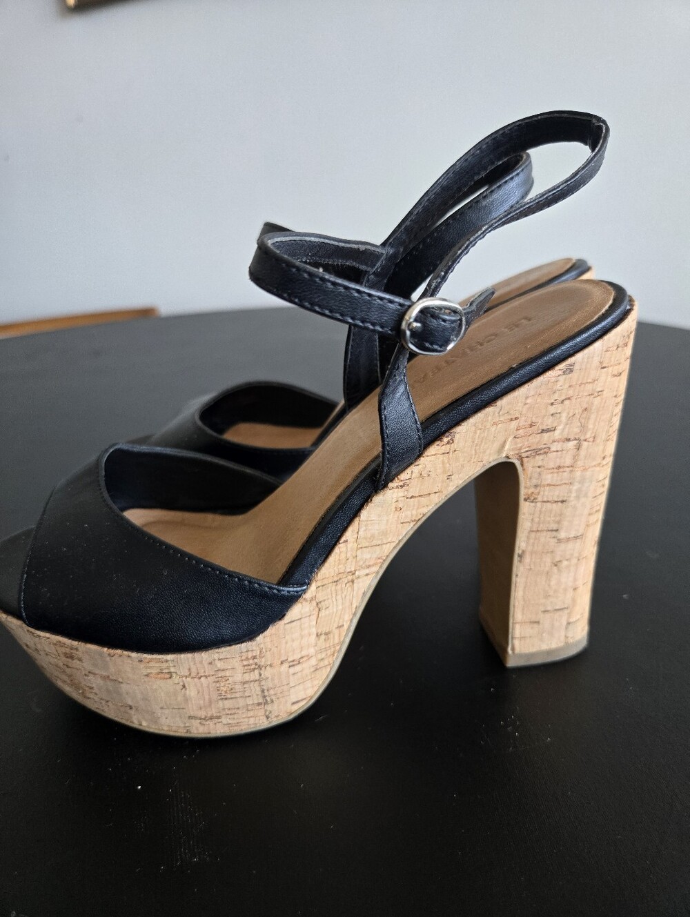 Le Chateau Black Cork Platform Sandals Block Chunky Heel Shoes Size 38 7.5